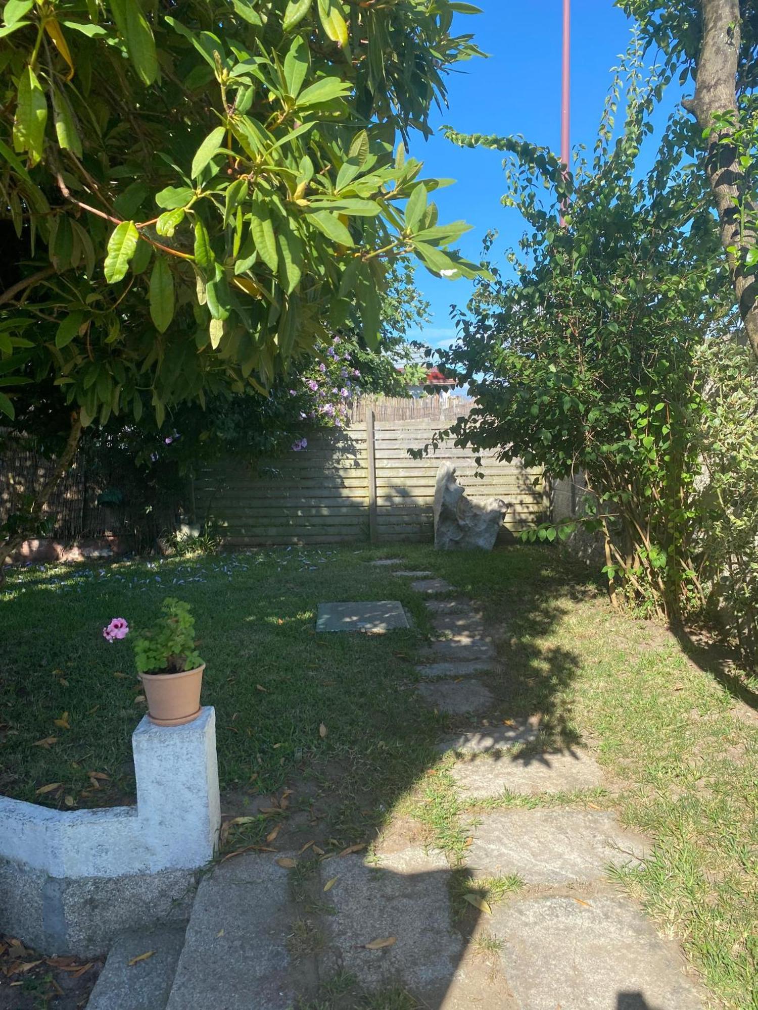 Chalet Adosado Independiente En Vigo - Canido Oya Esterno foto